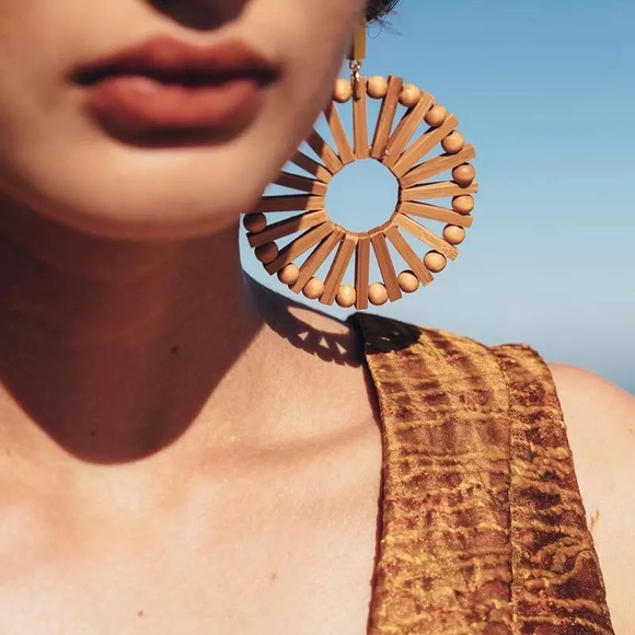 Paris&Pearle Jewelry - Giana Getaway Wooden Circle Drop Earrings